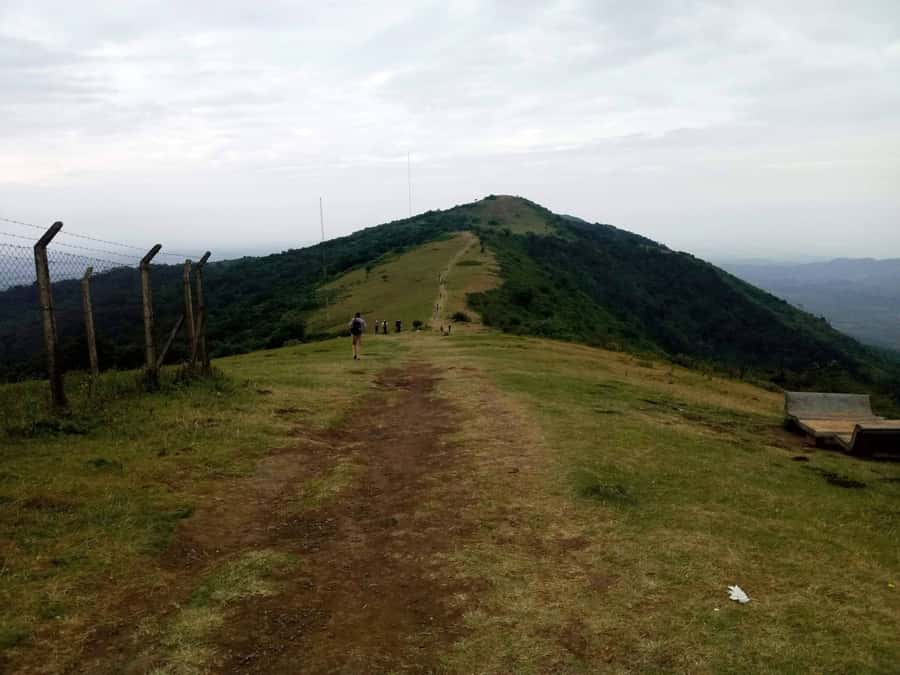 Ngong Hills: Private Hiking Tour - Summit time: Rift Valley panorama and Nairobi skyline views