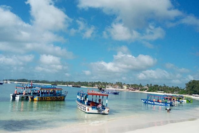 Safari blue - Lunch on Sudi Island or Love Island: the seafood grill payoff