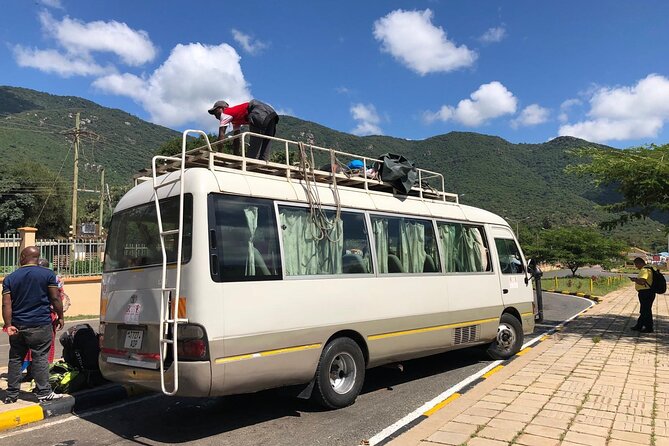 Safe Private Airport transfer in Nairobi - Quick Extras: Currency Help, Photos, and Small Lifesavers