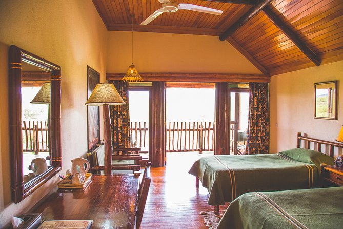 Samburu/ Aberdare/ Lake Nakuru/ Masai Mara 7 Days Safari - Aberdare National Park and the Treetops Water Hole