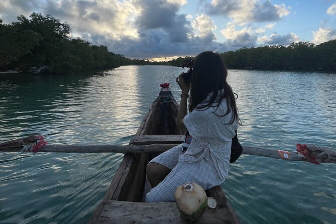 Sunset Canoe Tour on a River within the Mangroves - How The Itinerary Flows On The Water (And Where The Best Moments Happen)