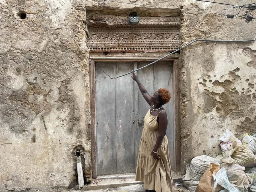 Swahili Carved Doors Tour by Woman Woodcarver: Lamu Island - What you will learn as you look at doors closely