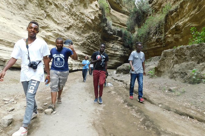 The Great Rift Valley Tour - L Bogoria, L Nakuru, L Naivasha and Hellsgate NP - Nairobi to the Rift, with a Route You Can Adjust