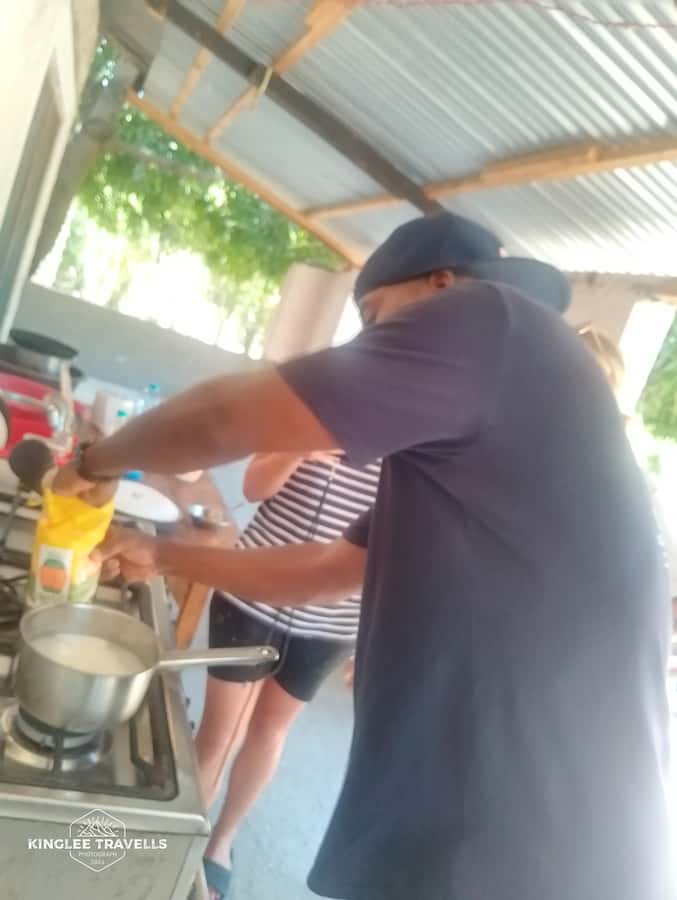 Watamu: Learn Kenyan Cusine with Jonathan - Ugali from scratch, where texture lessons matter