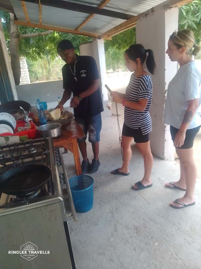 Watamu: Learn Kenyan Cusine with Jonathan - Timing and pacing in a tight 2-hour window