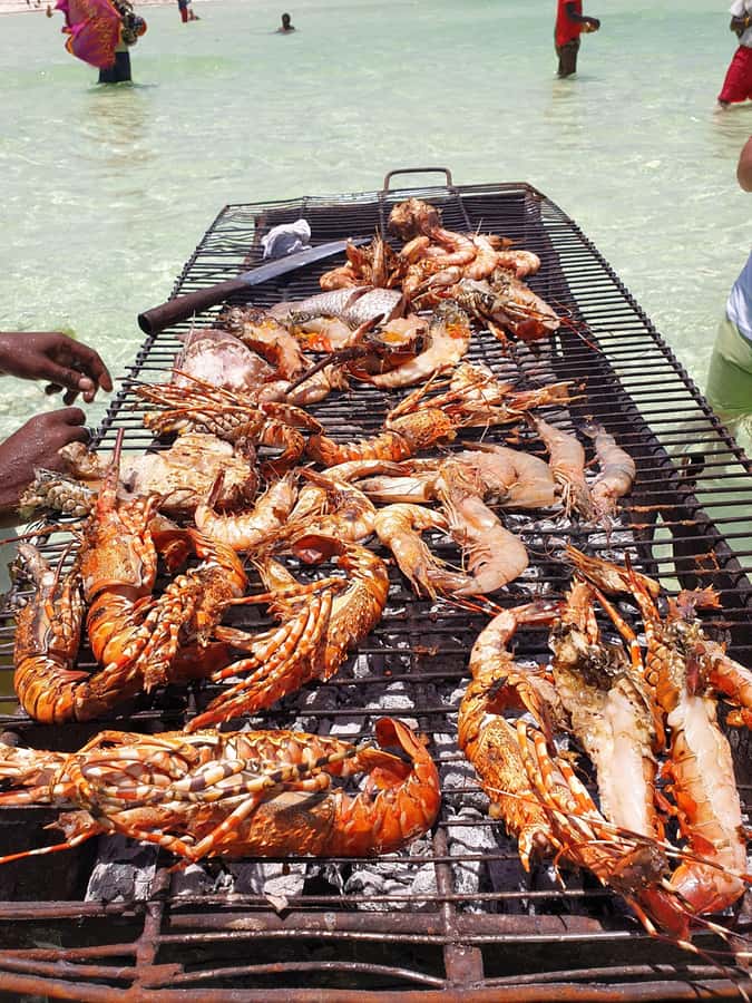 WATAMU: MALINDI: SARDEGNA ISLAND & MALINDI MARINE PARK - Sardegna 2 island time, swimming, and the onboard seafood BBQ